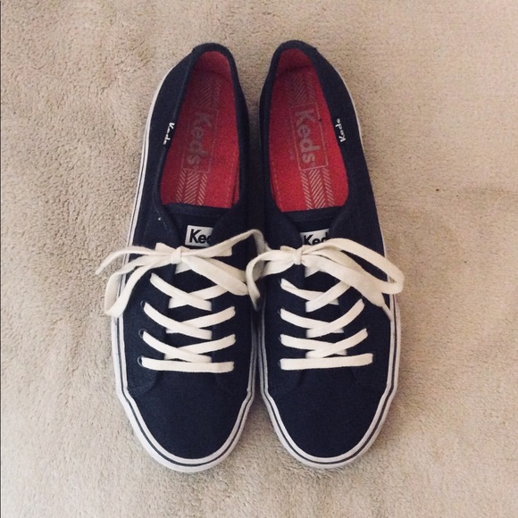 ladies navy lace up shoes